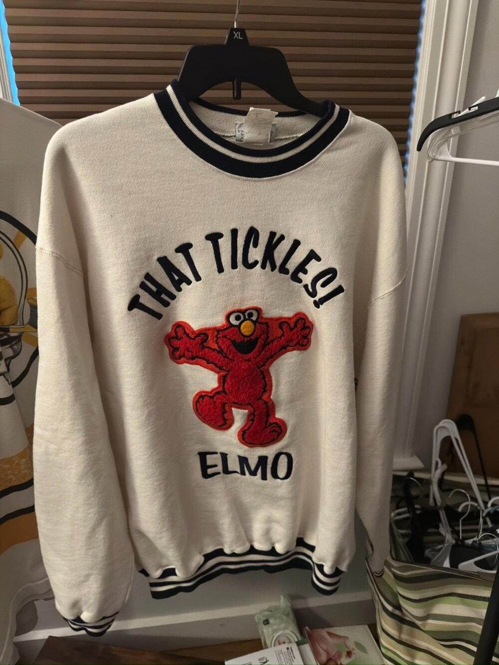 Vintage Sesame Street Elmo - That Tickles Elmo Crew Neck Sweatshirt - Size XL